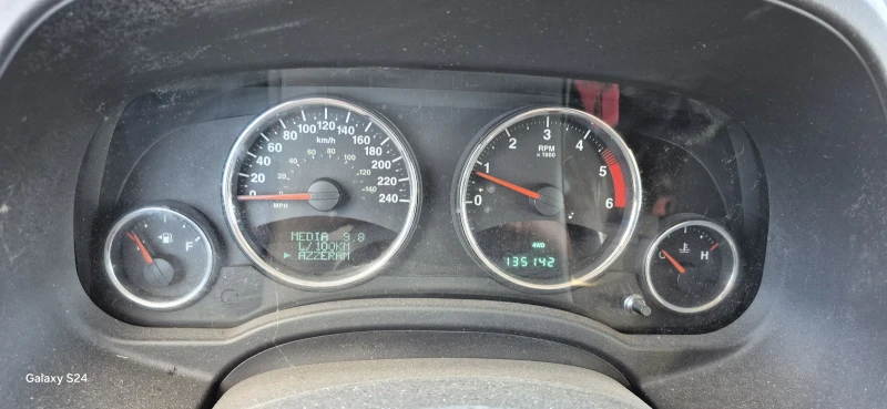 Jeep Compass 2.2 Dizel 4x4 Evro 5, снимка 6 - Автомобили и джипове - 52930209