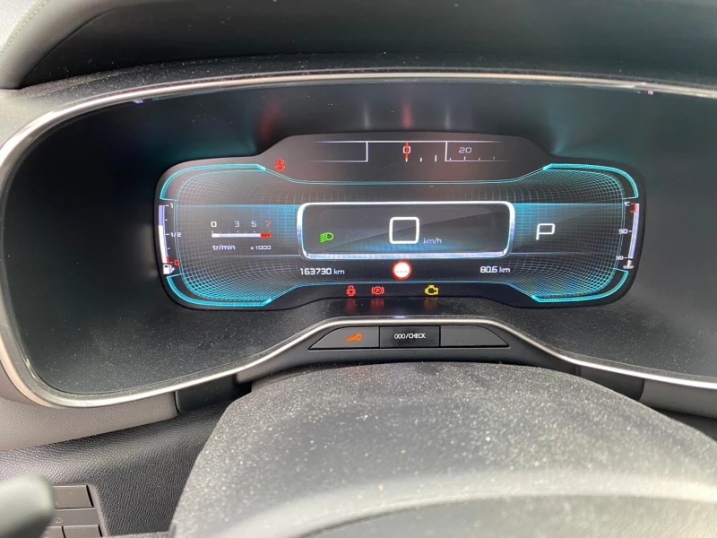 Citroen C5 Aircross 1.5 HDI, снимка 3 - Автомобили и джипове - 53540451