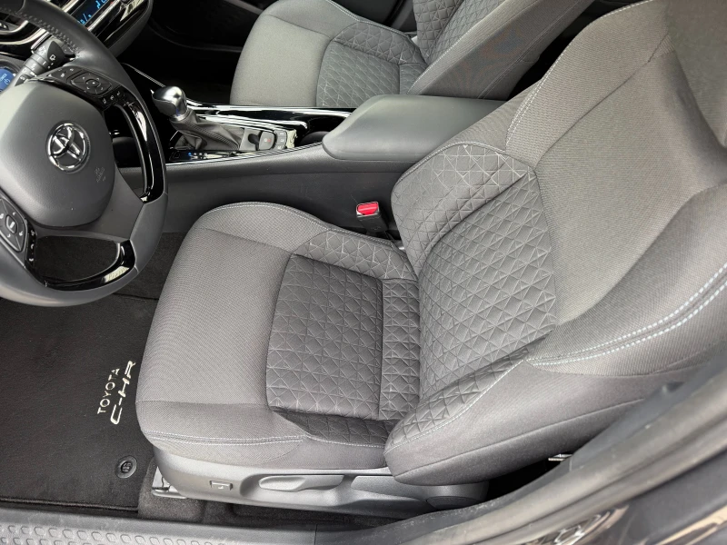 Toyota C-HR 2.0i* 184к* СЕРВИЗНА КНИЖКА С ПЪЛНА ИСТОРИЯ В ТОЙО, снимка 9 - Автомобили и джипове - 53561661