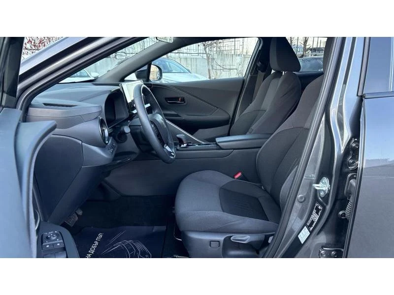 Toyota C-HR 1.8 HEV E-CVT CLUB FWD, снимка 12 - Автомобили и джипове - 53826409