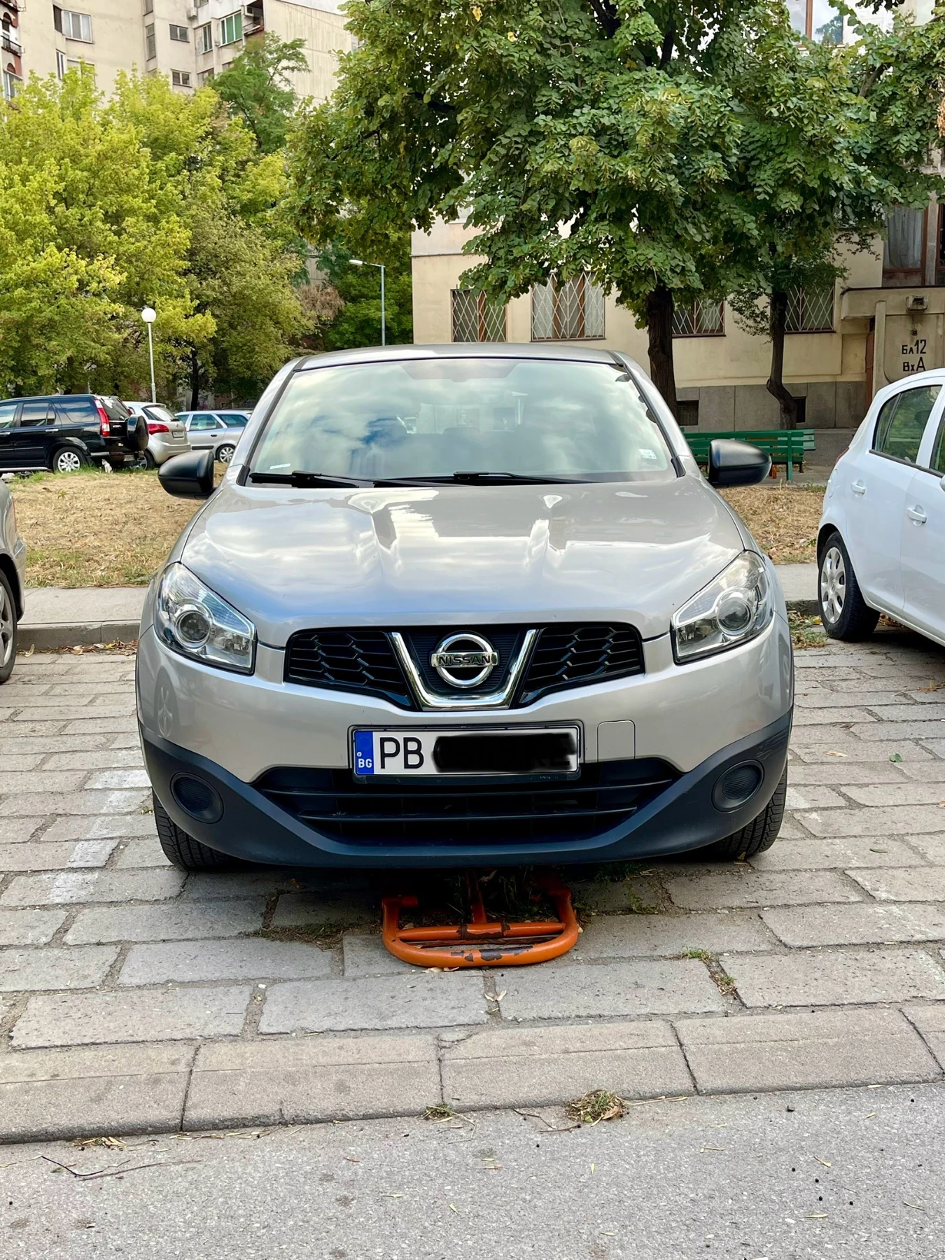 Nissan Qashqai 1.6 ГАЗ!Перфектна!Навигация! - изображение 4