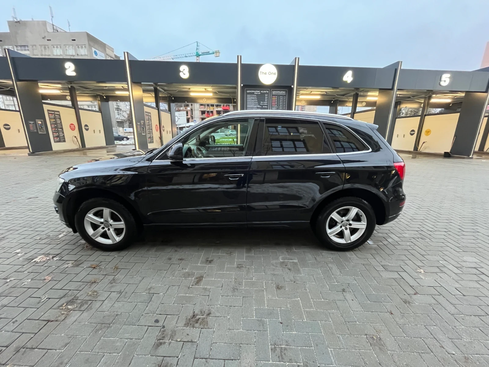 Audi Q5 3.0TDi 239 к.с - изображение 4