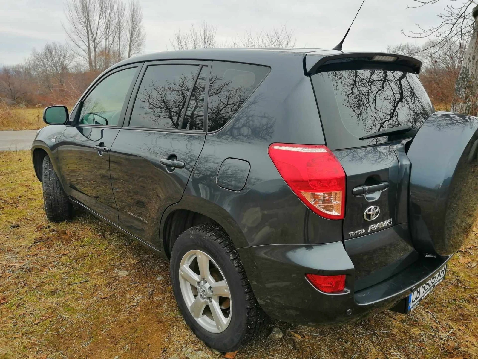 Toyota Rav4 D-4D 4х4 136кс - изображение 5