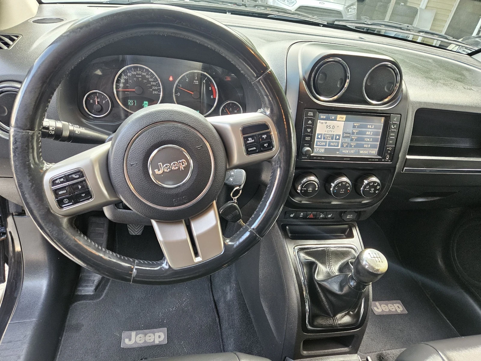 Jeep Compass Navi 4x4 | Mobile.bg   12