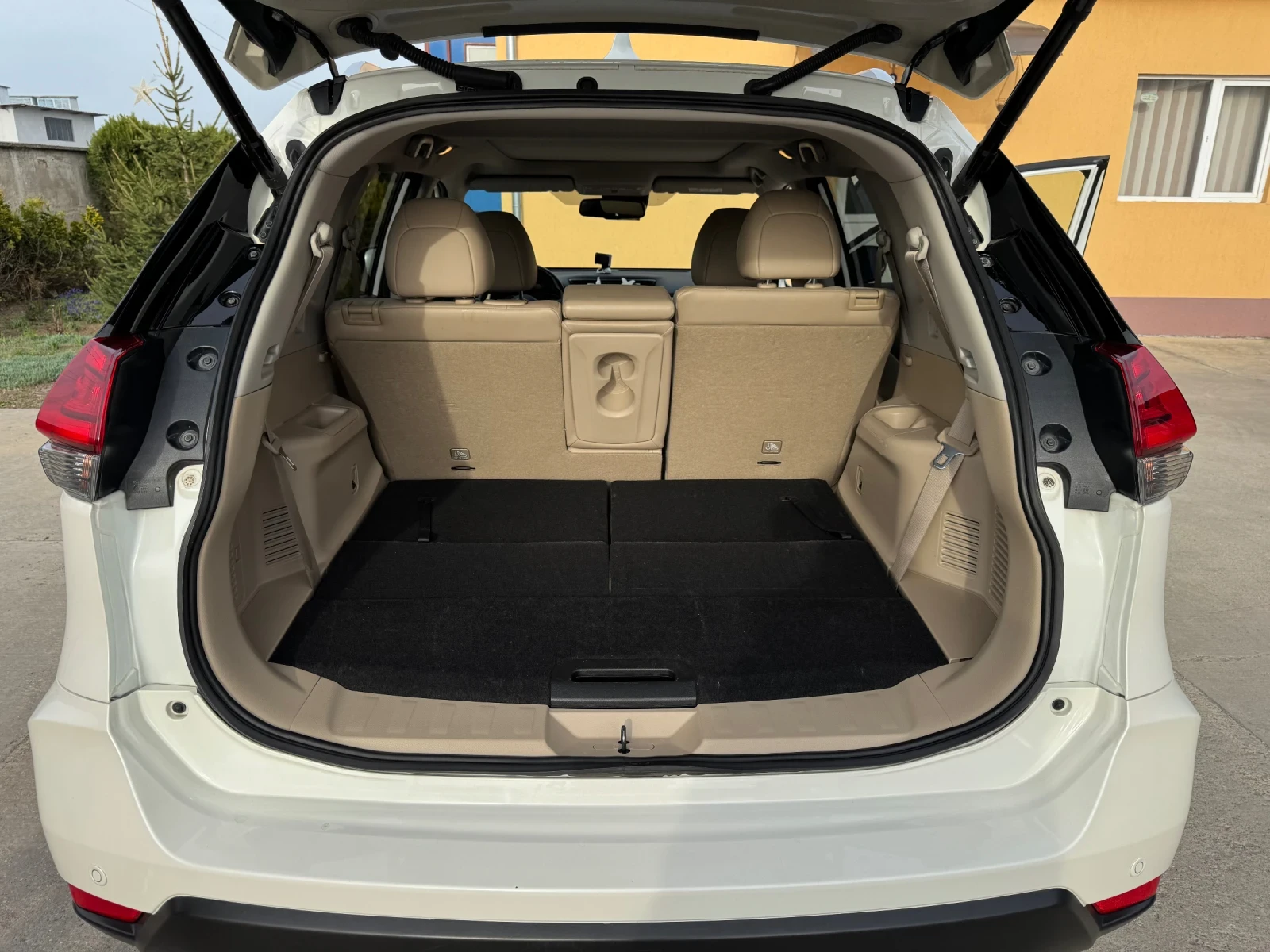 Nissan X-trail Tekna Plus 4* 4 - изображение 2