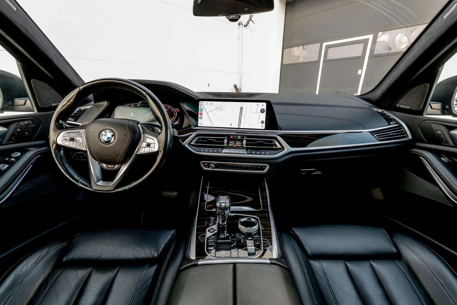 BMW X7 40i  xDrive - изображение 10