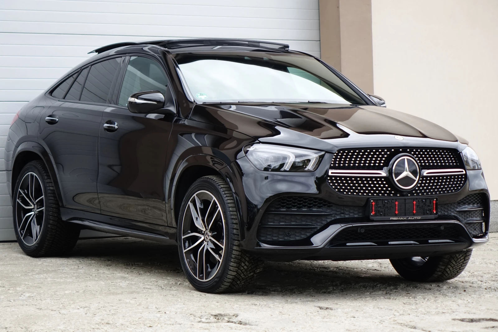Mercedes-Benz GLE 400 COUPE* 4 MATIC* AMG* PANO* BURMESTER* 360*  - изображение 6