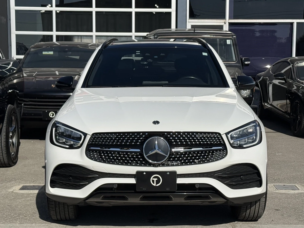 Mercedes-Benz GLC 300 4Matic 9G / AMG SPORT / PANO - изображение 2