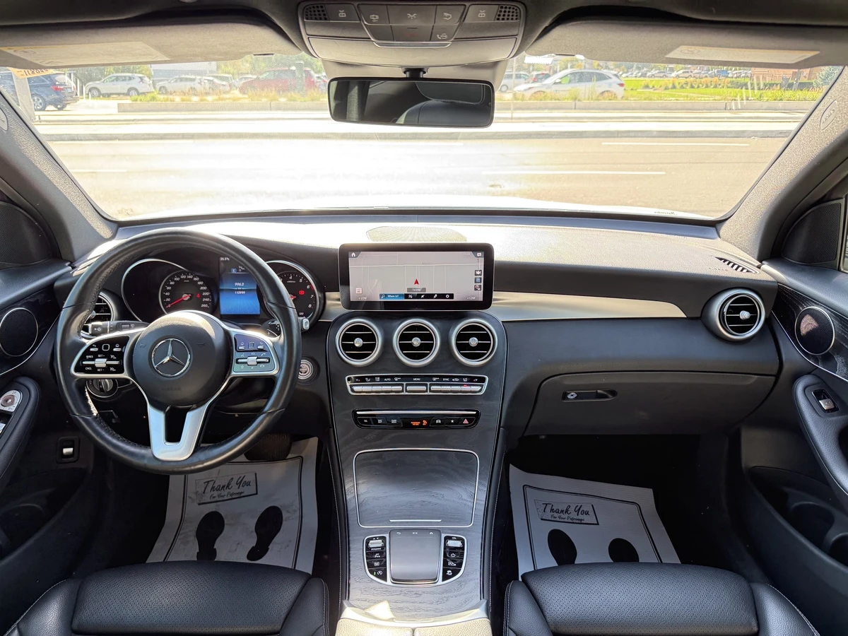 Mercedes-Benz GLC 300 4Matic 9G / AMG SPORT / PANO - изображение 6