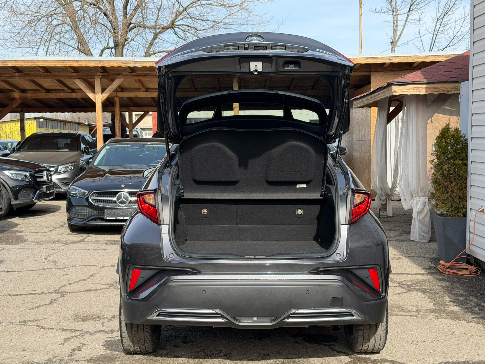 Toyota C-HR 2.0i* 184к* СЕРВИЗНА КНИЖКА С ПЪЛНА ИСТОРИЯ В ТОЙО - изображение 6