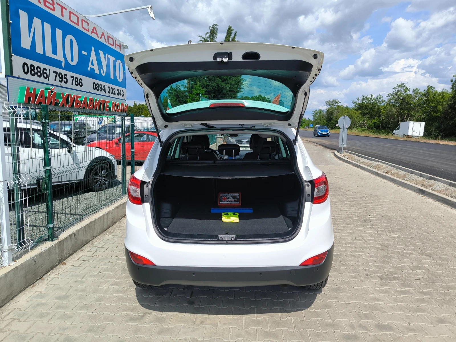 Hyundai IX35 1, 7CRDi-116k.c.6ckoр, КОЖА, LED, FACELiFT, EBPO 5, снимка 14 - Автомобили и джипове - 54671256