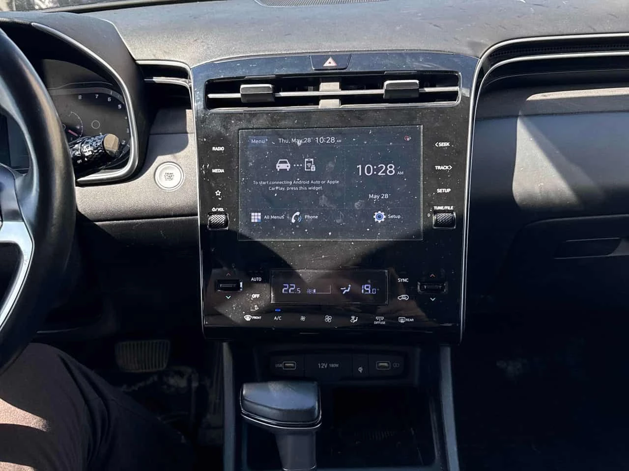 Hyundai Tucson * Preferred * ПАНО * KEYLESS * ПОДГРЕВИ * CARFAX, снимка 9 - Автомобили и джипове - 54703052