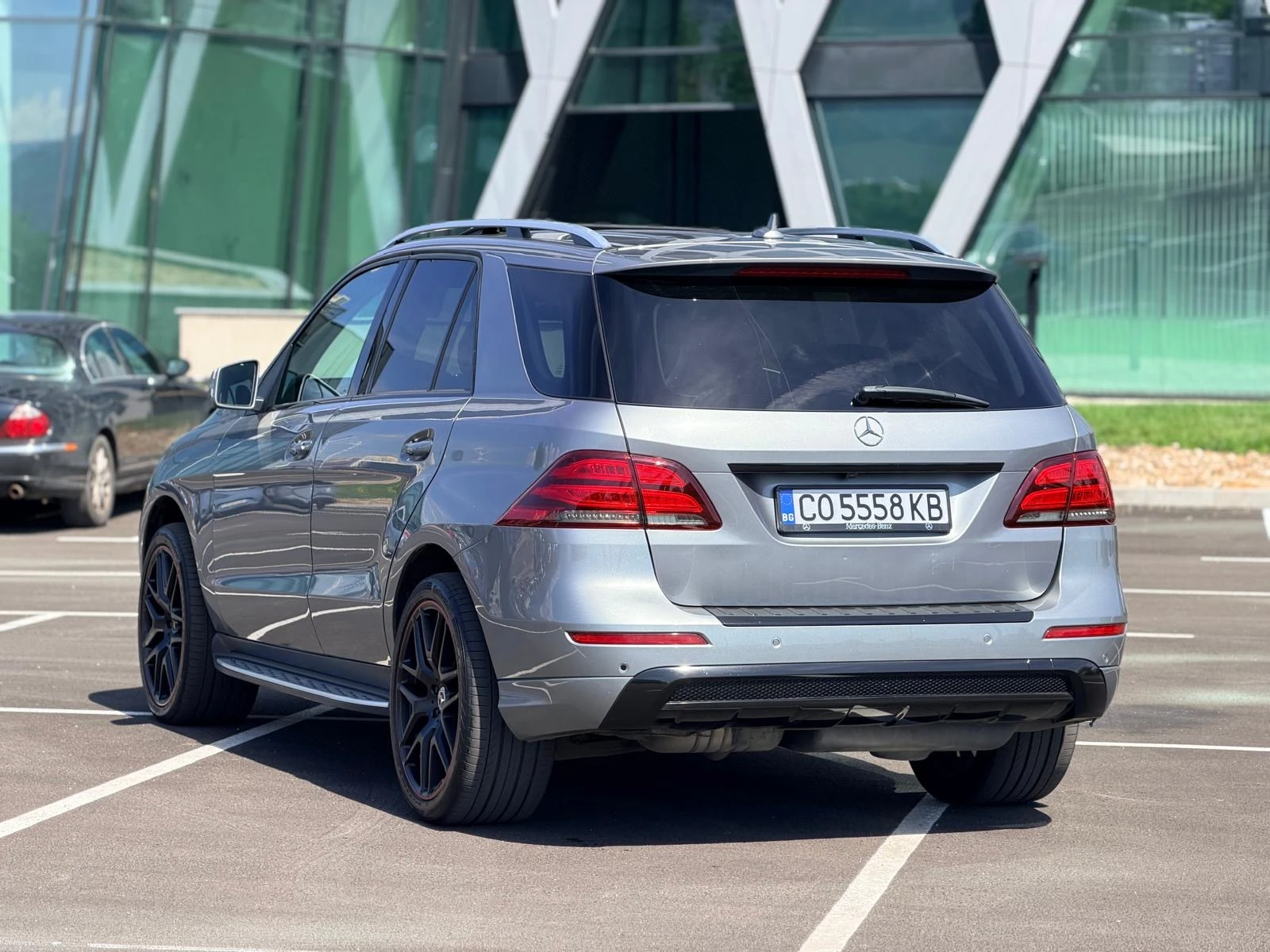 Mercedes-Benz GLE 350 350CDI Лизинг през Уникредит по 187 евро, снимка 8 - Автомобили и джипове - 54881165