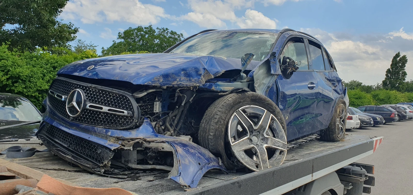 Mercedes-Benz GLC 300 GLC 300e 4matic, снимка 6 - Автомобили и джипове - 55013879