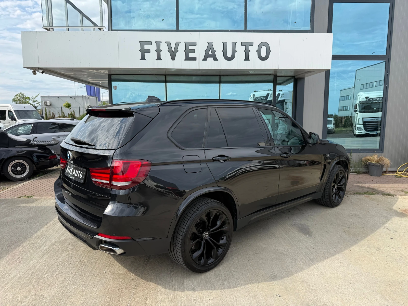 BMW X5 40D / Xdrive / Keyless / Head-up / Distronic / , снимка 7 - Автомобили и джипове - 55428085