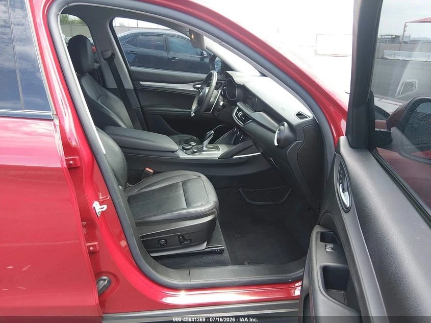 Alfa Romeo Stelvio 2.0l Sport Awd, снимка 5 - Автомобили и джипове - 55591538