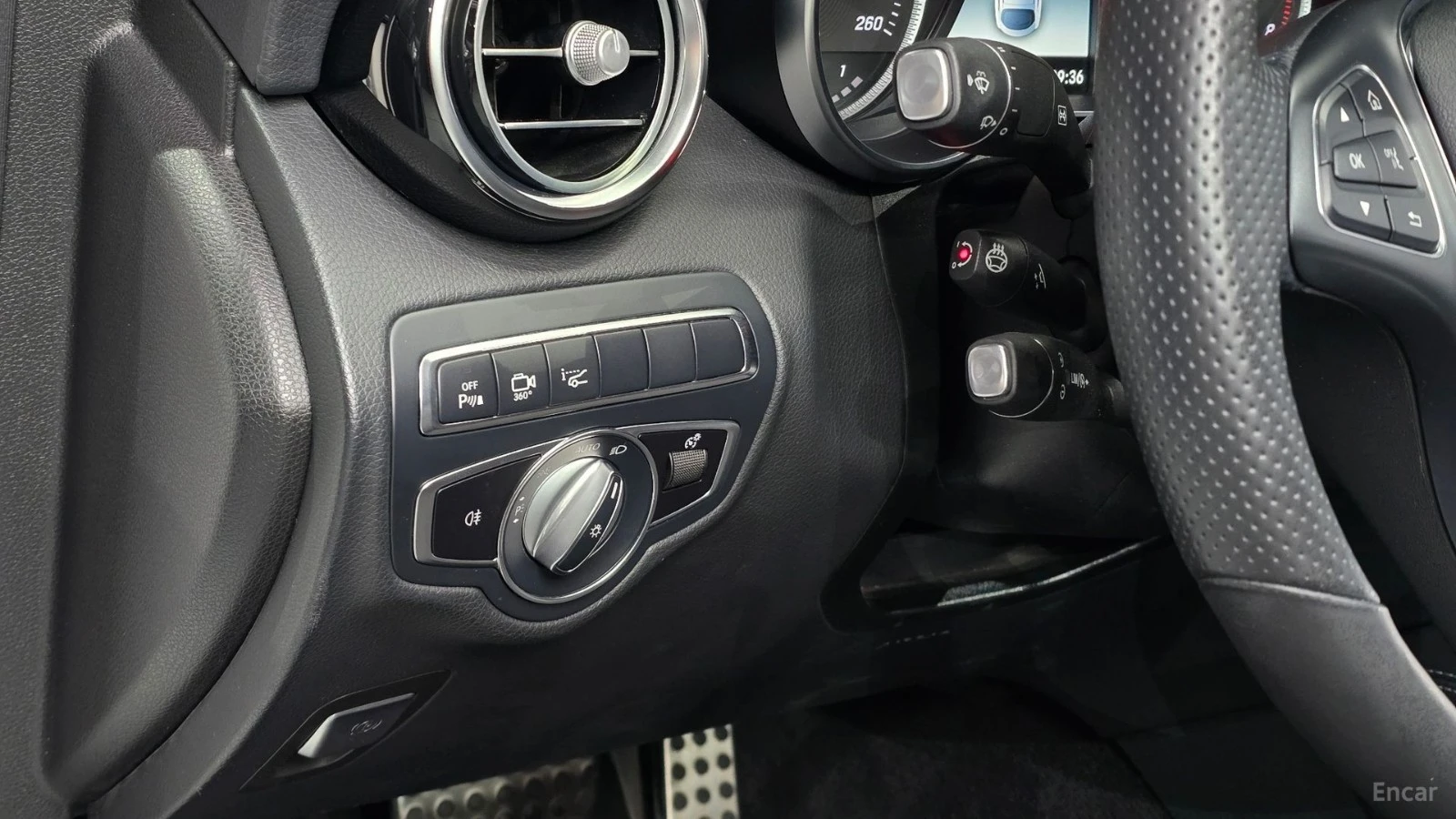 Mercedes-Benz GLC 300 4MATIC* AMG-LINE* 360* КАМЕРА* HEADUP* BURMESTER* , снимка 12 - Автомобили и джипове - 55612137