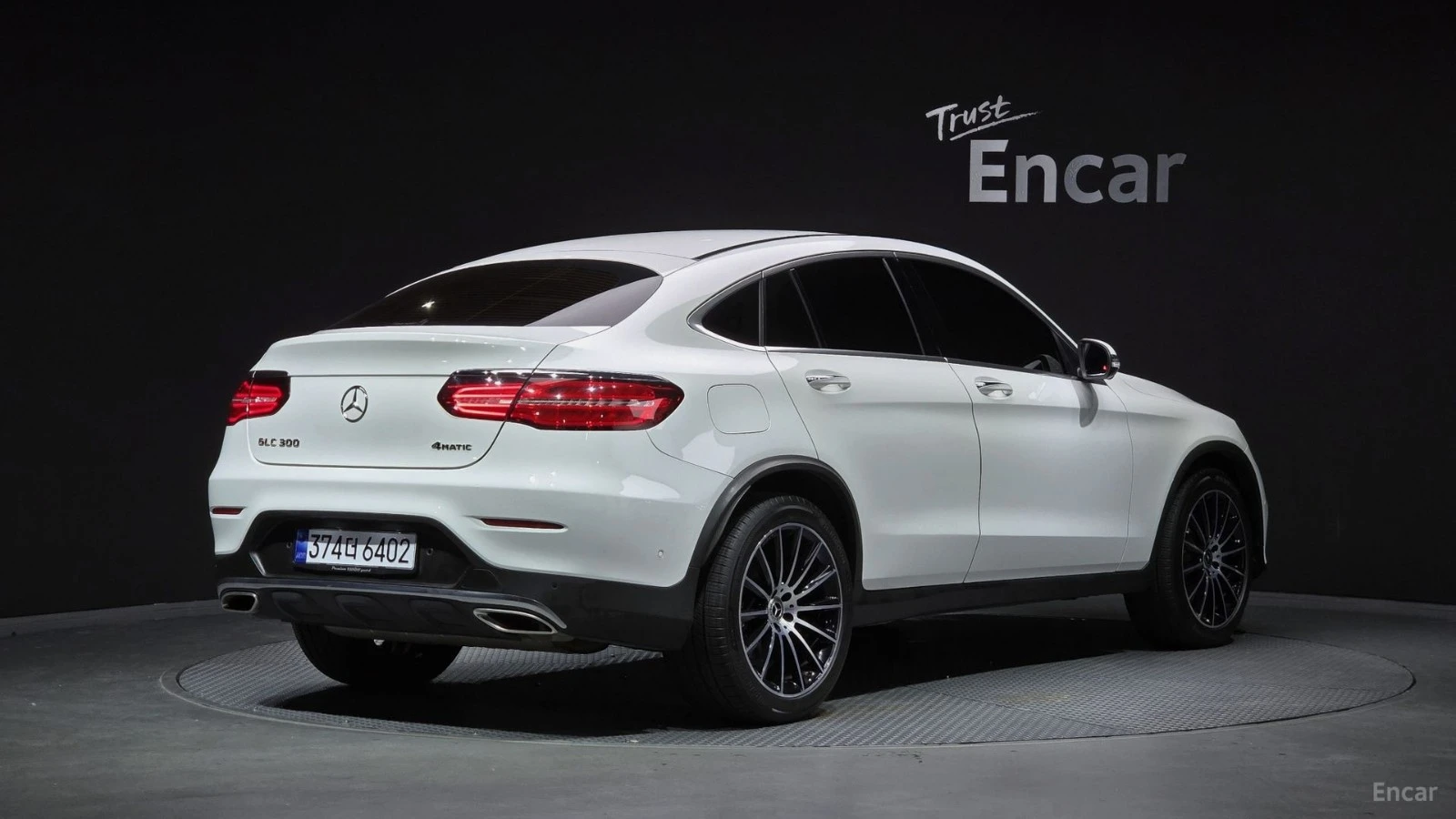 Mercedes-Benz GLC 300 4MATIC* AMG-LINE* 360* КАМЕРА* HEADUP* BURMESTER* , снимка 3 - Автомобили и джипове - 55612137