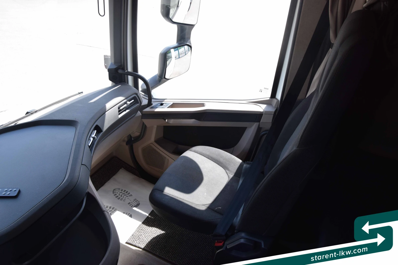 Daf XG SZM26086, снимка 16 - Камиони - 54602045