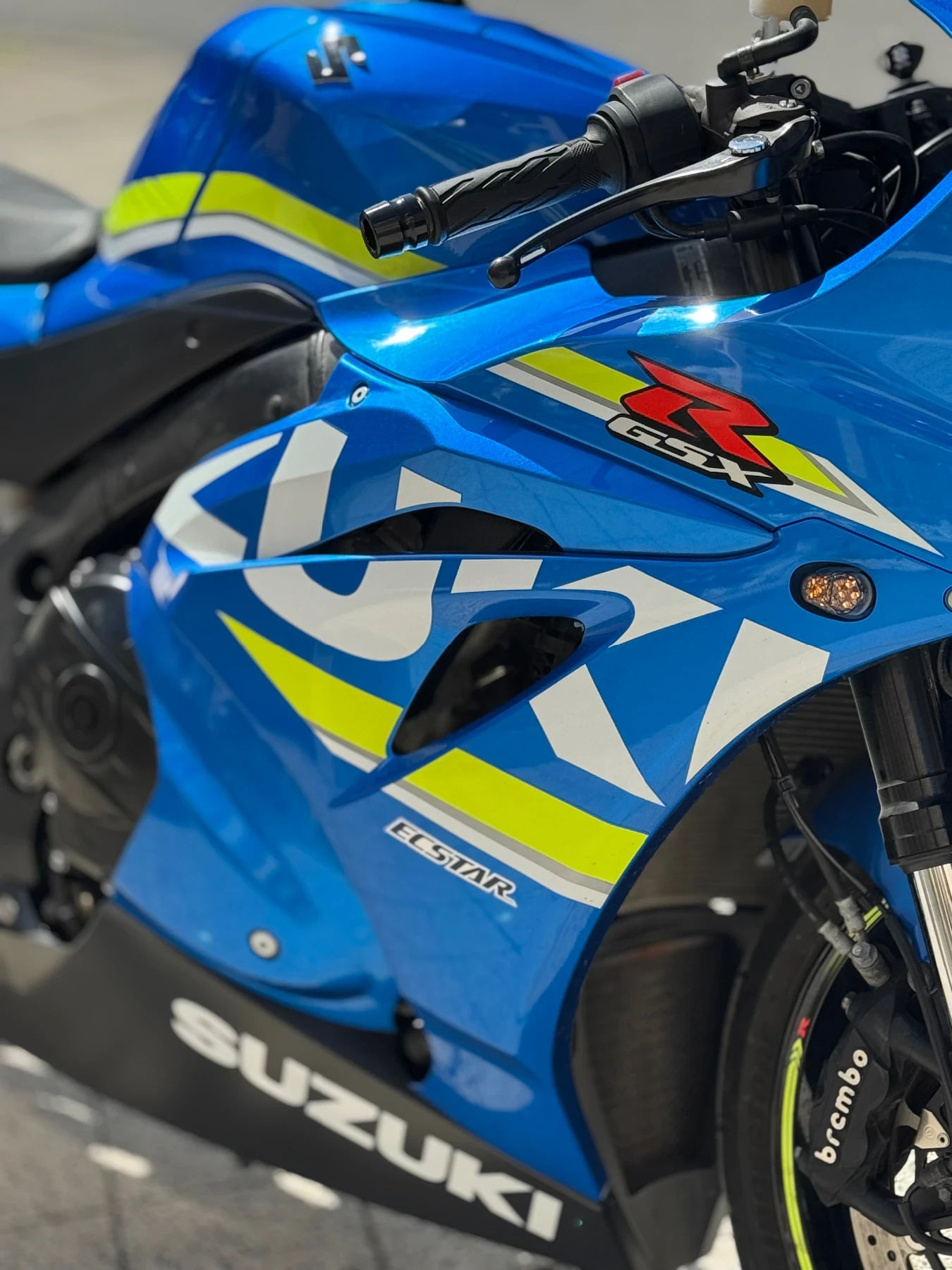 Suzuki Gsxr 1000 L7 - изображение 9