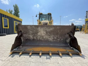 ����� Komatsu WB93R-5 9000 ��., 2007 �. | Mobile.bg � ����� ������ 12