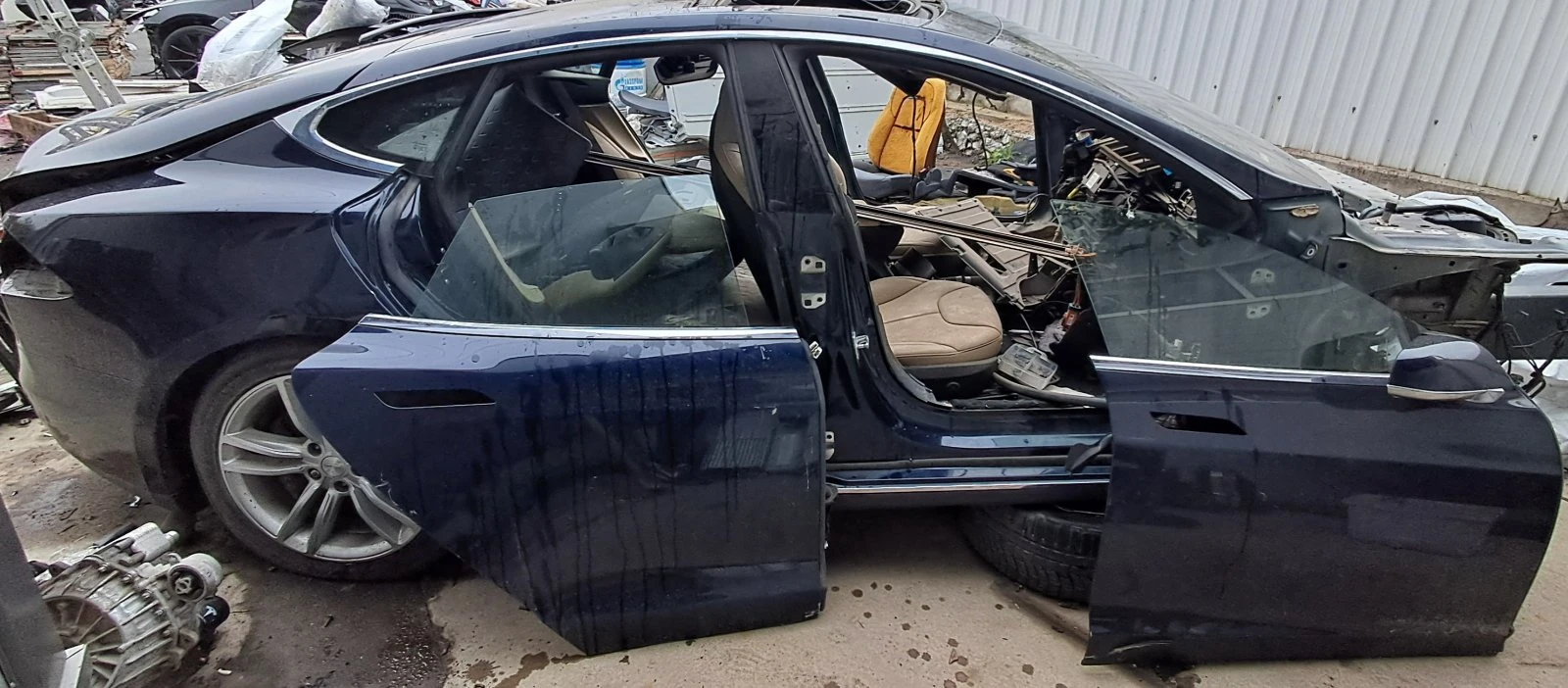 ���������� ��������� �� ����� ����� S | Mobile.bg � ����������� 3