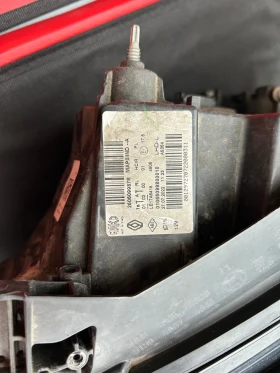 Рено клио ляв фар 2022г. , снимка 3 - Части - 53476666