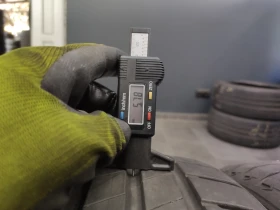 Гуми Летни 225/40R18, снимка 4