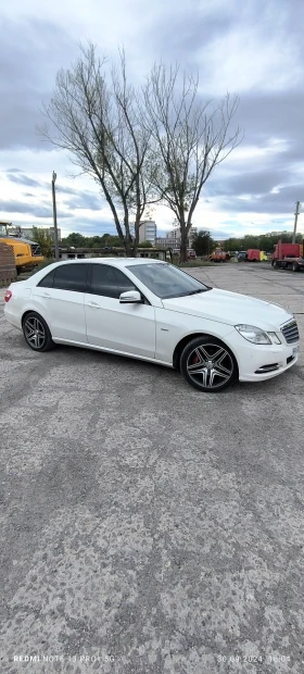 Mercedes-Benz E 200 Лимузина, снимка 4