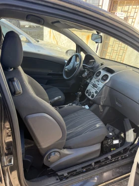 Opel Corsa 1.0i Климатик, снимка 8