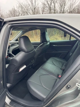 Toyota Camry Executive 2.5 HYBRID, снимка 13
