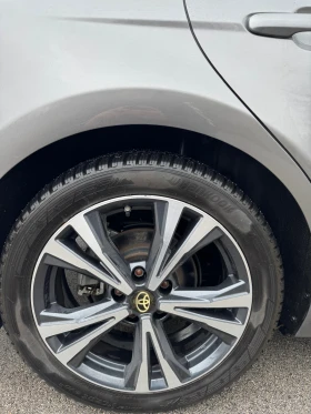 Toyota Camry Executive 2.5 HYBRID, снимка 17