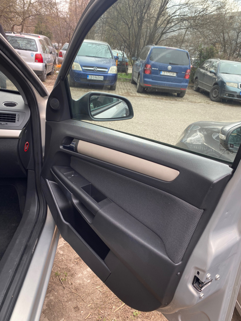 Opel Astra 1.6, снимка 9 - Автомобили и джипове - 45434463