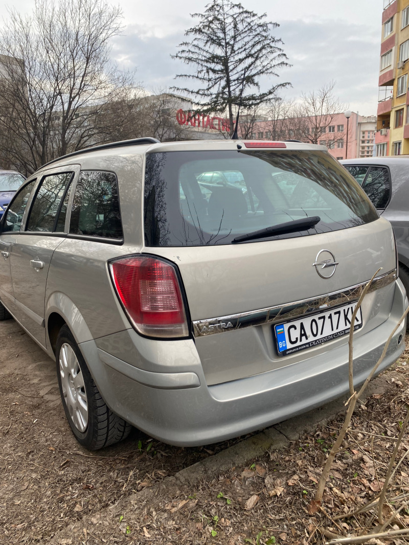 Opel Astra 1.6, снимка 4 - Автомобили и джипове - 45434463