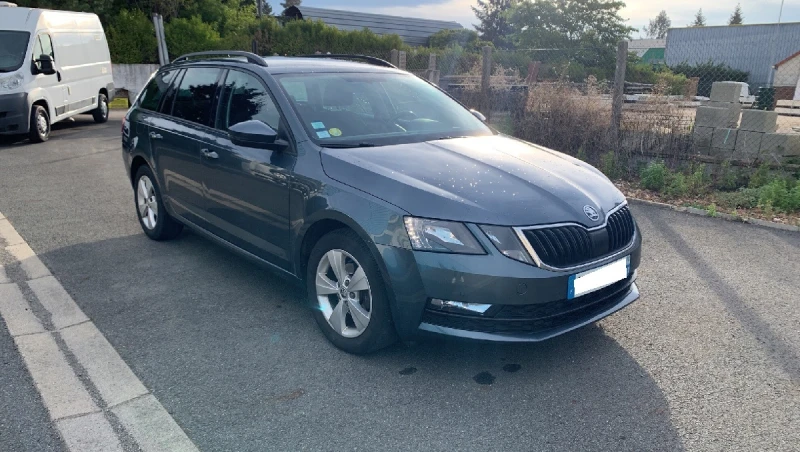 Skoda Octavia 1.6, обслужена/история, снимка 1 - Автомобили и джипове - 47597680