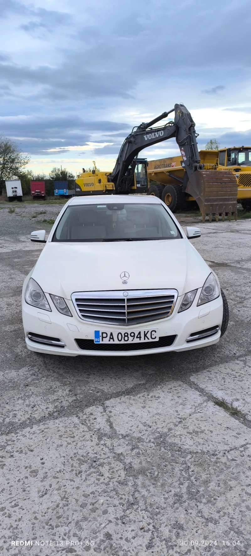 Mercedes-Benz E 200 Лимузина, снимка 5 - Автомобили и джипове - 48656503