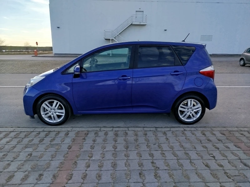 Toyota Verso S 1.4NAVI-PANORAMA, снимка 3 - Автомобили и джипове - 48884222