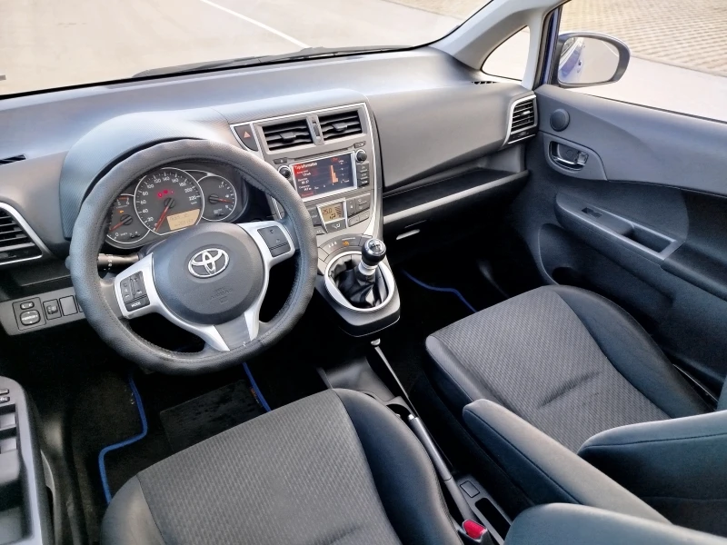 Toyota Verso S 1.4NAVI-PANORAMA, снимка 9 - Автомобили и джипове - 48884222