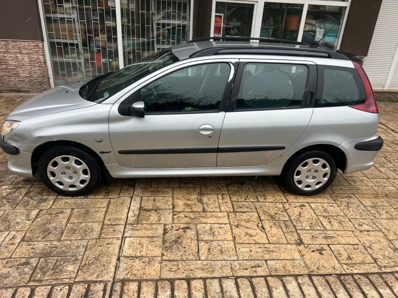 Peugeot 206 SW, снимка 4 - Автомобили и джипове - 49539240