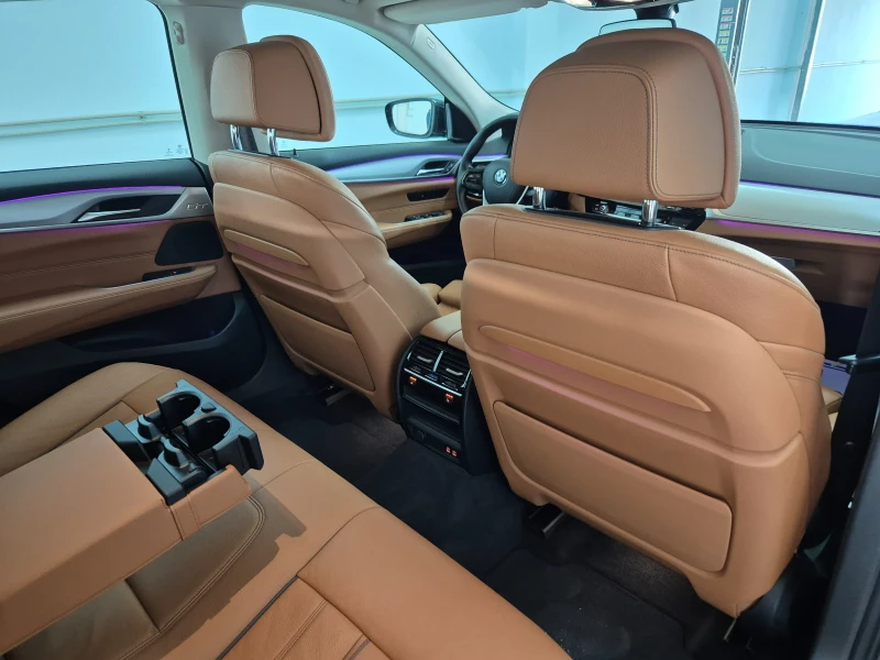 BMW 6 GT 3.0D* XDRIVE* КАМЕРА* КОЖА* НАВИ* ДИГИТАЛНО-ТАБЛО, снимка 15 - Автомобили и джипове - 51667324