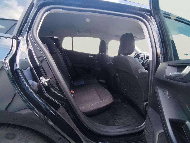 Ford Focus 1.0 Ecoboost, снимка 10 - Автомобили и джипове - 52089384