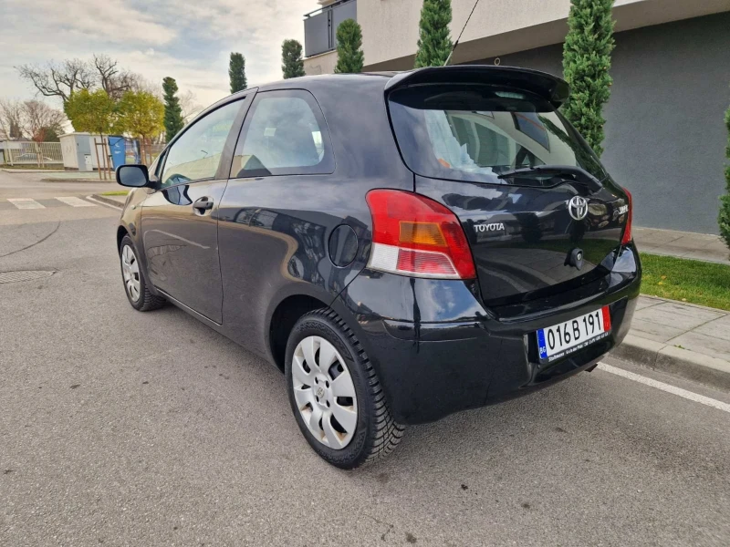 Toyota Yaris 1.33V-VT, ФЕЙСЛИФТ , снимка 4 - Автомобили и джипове - 52484870