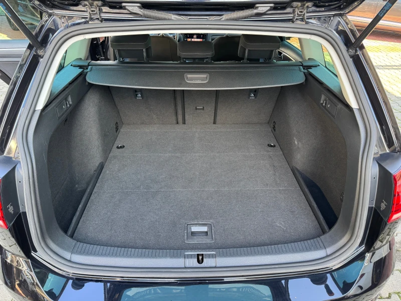 VW Golf 1.6TDI#FULLED#NAVI#DISTR#FULLASIST#ПОДГРЕВ#88000КM, снимка 17 - Автомобили и джипове - 52568917