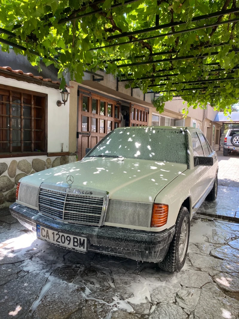 Mercedes-Benz 190 190D, снимка 10 - Автомобили и джипове - 52679070