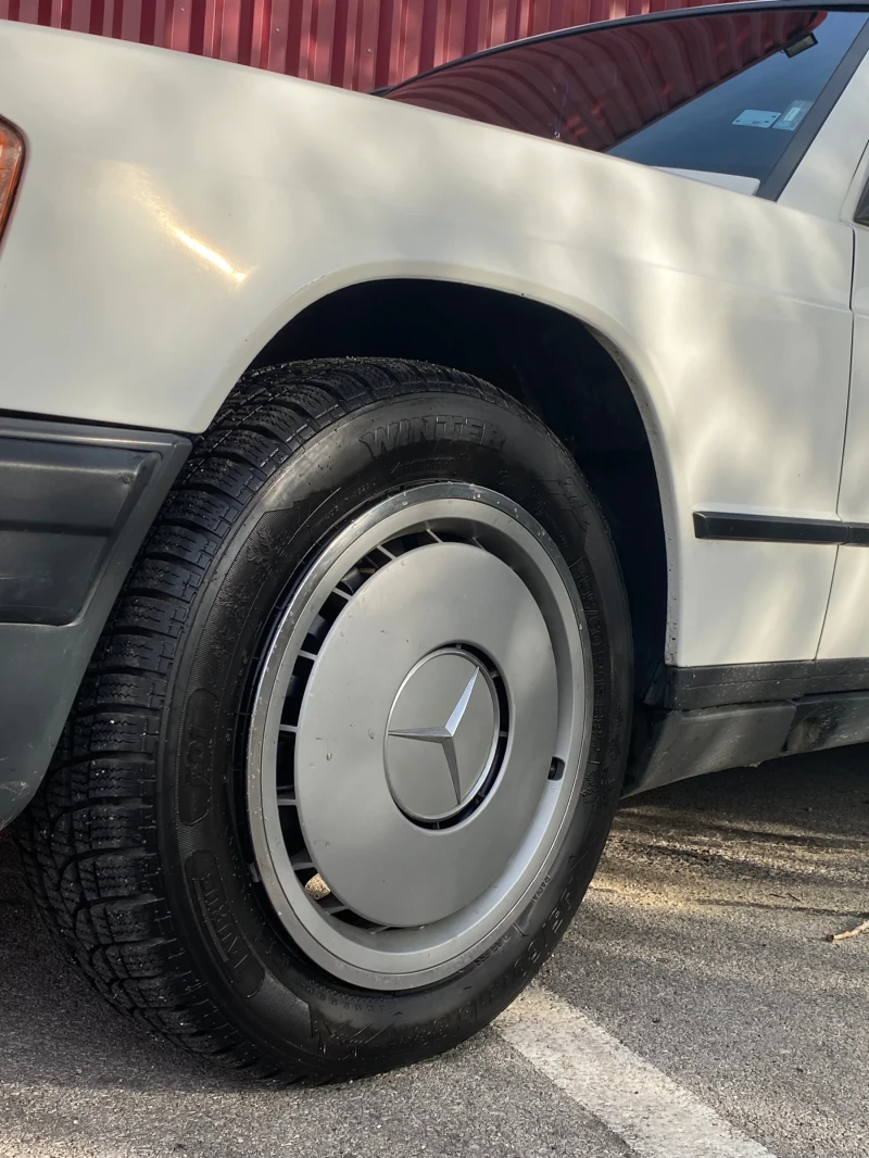 Mercedes-Benz 190 190D, снимка 16 - Автомобили и джипове - 52679070