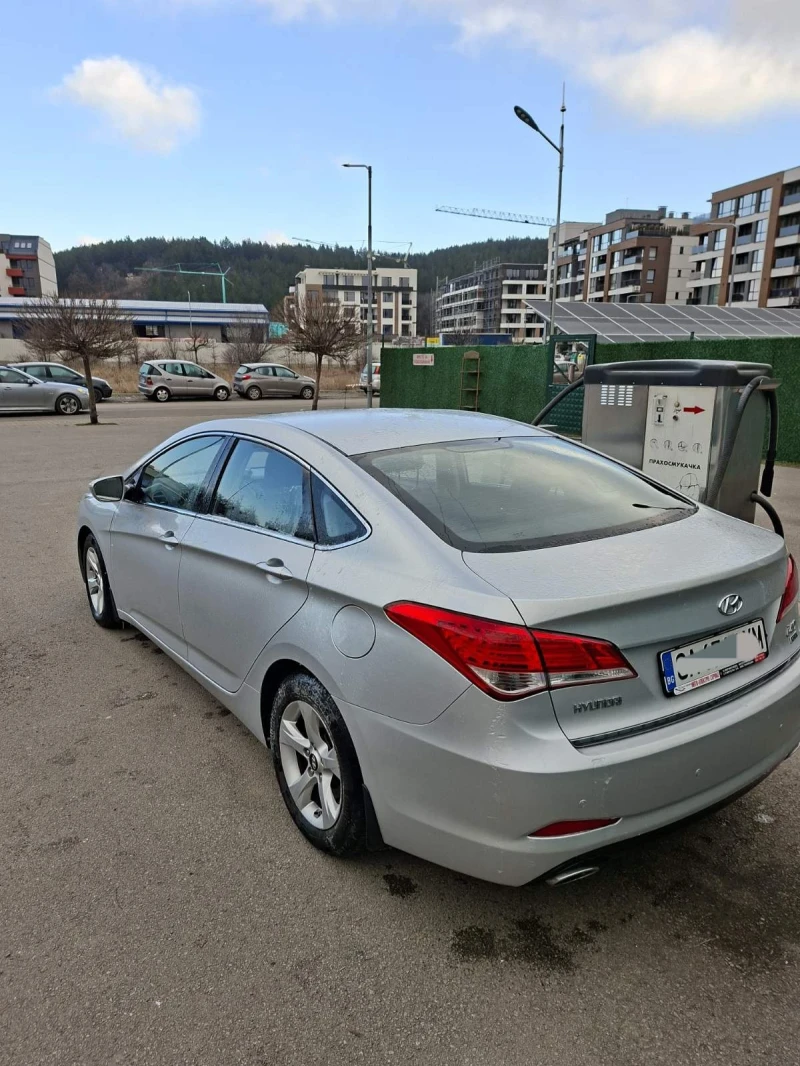 Hyundai I40, снимка 4 - Автомобили и джипове - 53142871