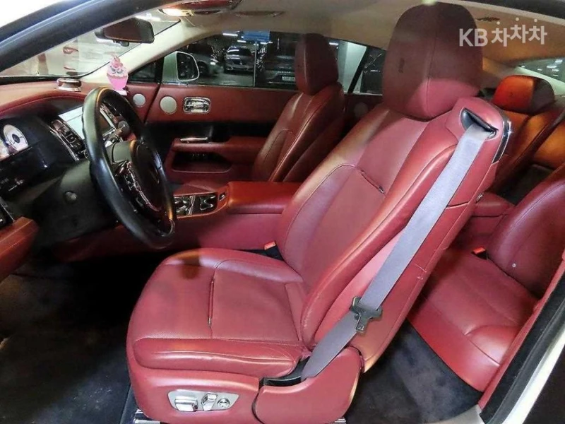 Rolls-Royce Wraith 6.6 V12 ФИНАНСИРАНЕ, снимка 6 - Автомобили и джипове - 53243054
