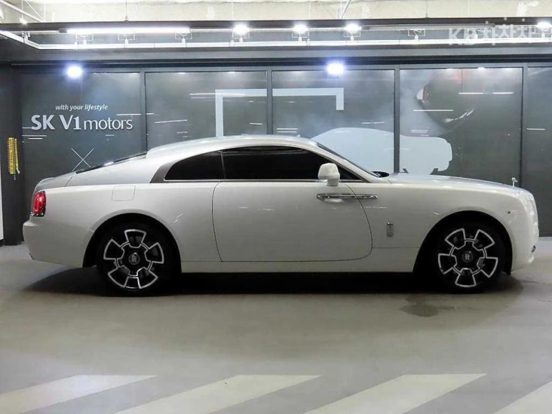 Rolls-Royce Wraith 6.6 V12 ФИНАНСИРАНЕ, снимка 3 - Автомобили и джипове - 53243054