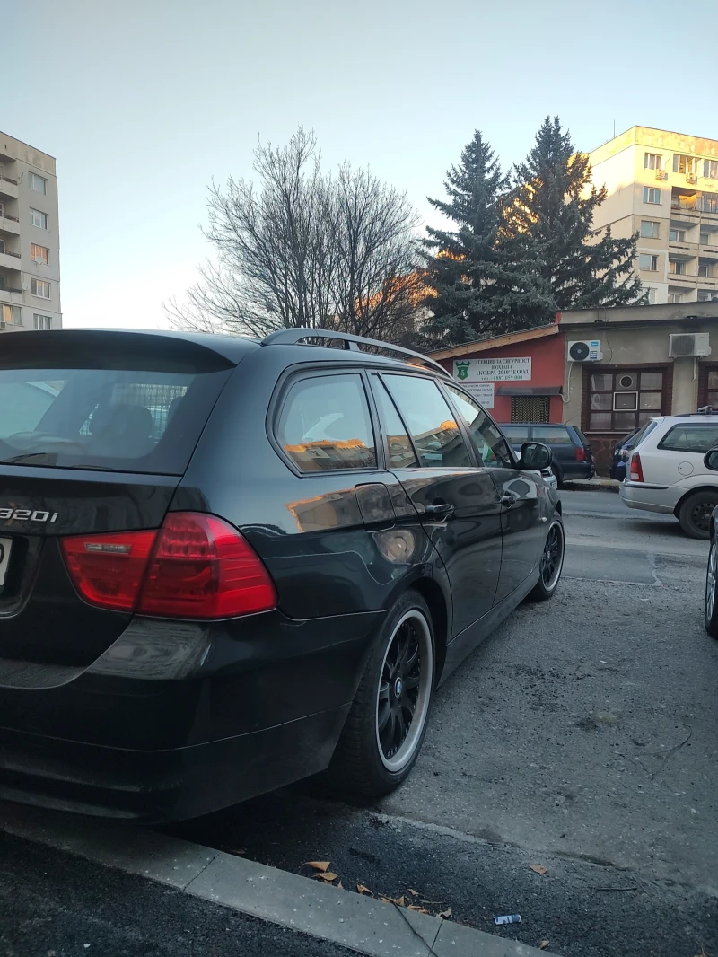 BMW 320, снимка 8 - Автомобили и джипове - 53267135