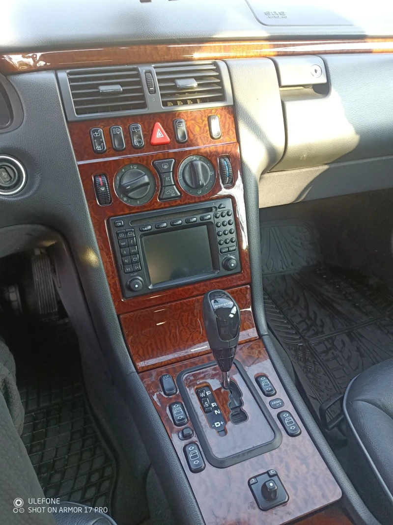 Mercedes-Benz C 280 280 4Matic, снимка 10 - Автомобили и джипове - 53295299